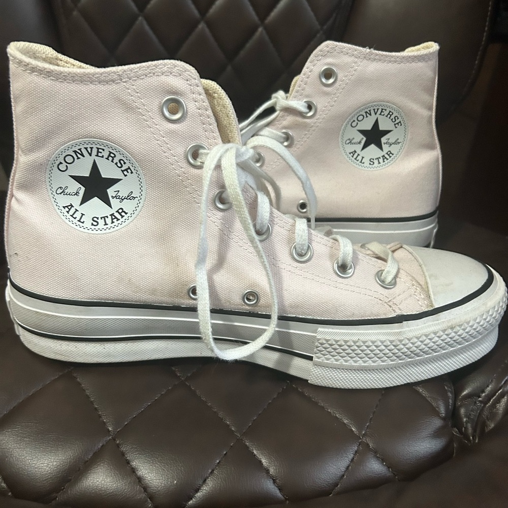 Light Pink Platform Converse All-Stars